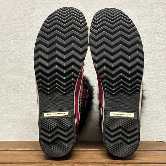 SOREL Torino Pink Patent Leather Waterproof Lace Up Snow Boots Size 10 Shearling - Picture 9 of 11